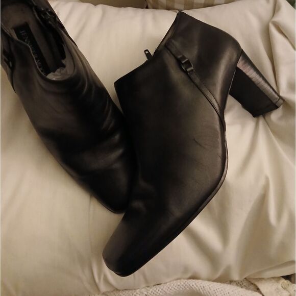 Vintage Leather Ankle Boots Size 8.5 - Picture 2 of 9